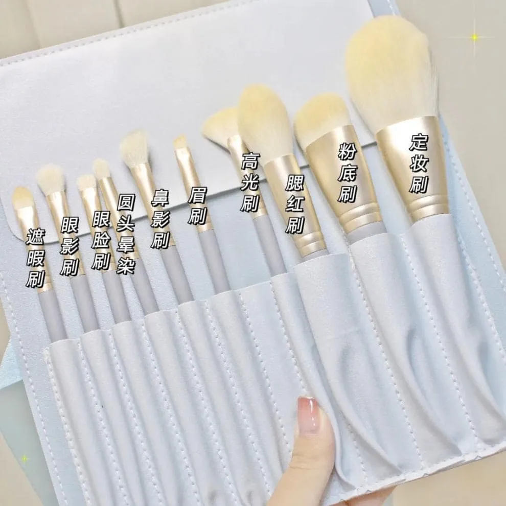 Full Set Of 10 Soft Makeup Brushes