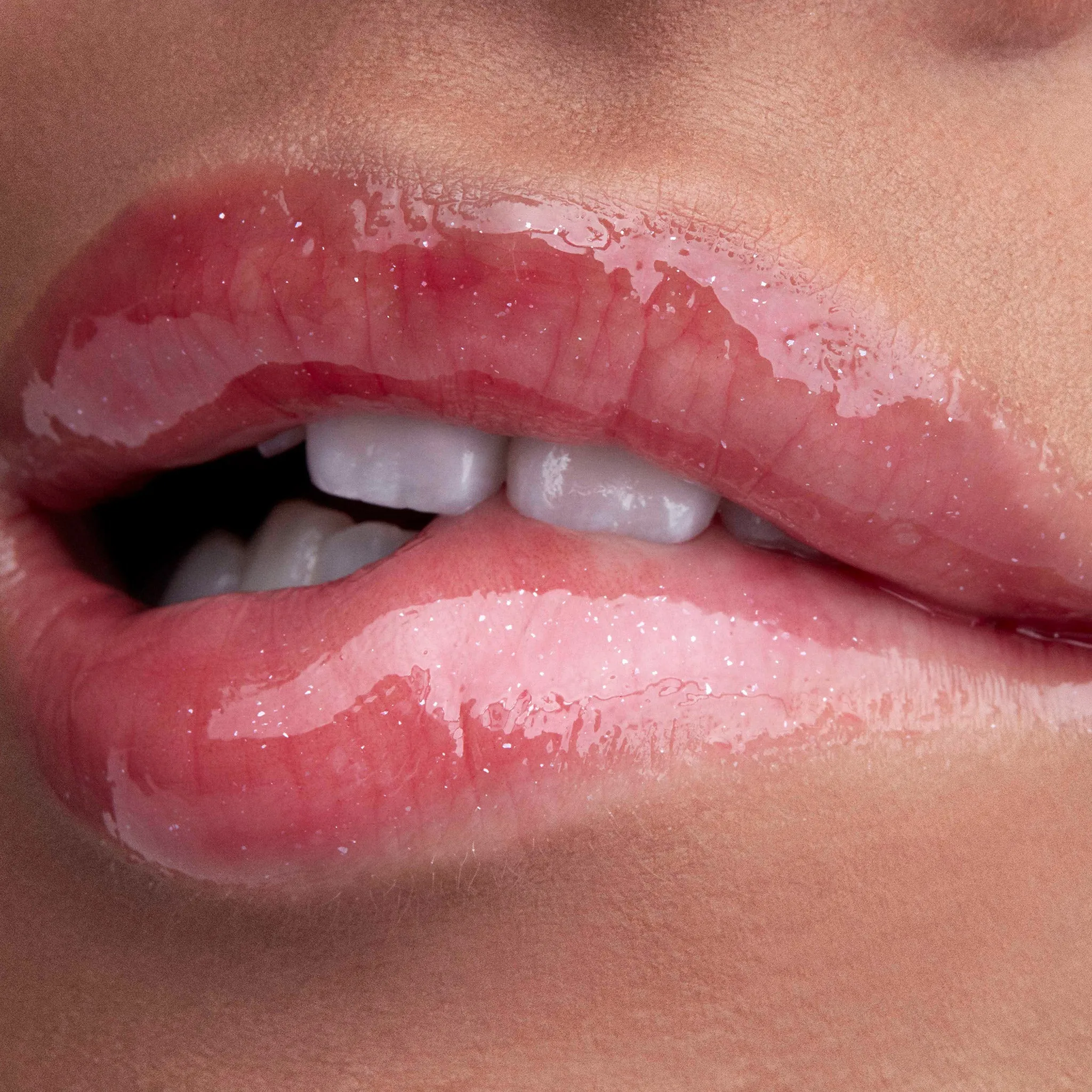 Plumping Lip Glaze