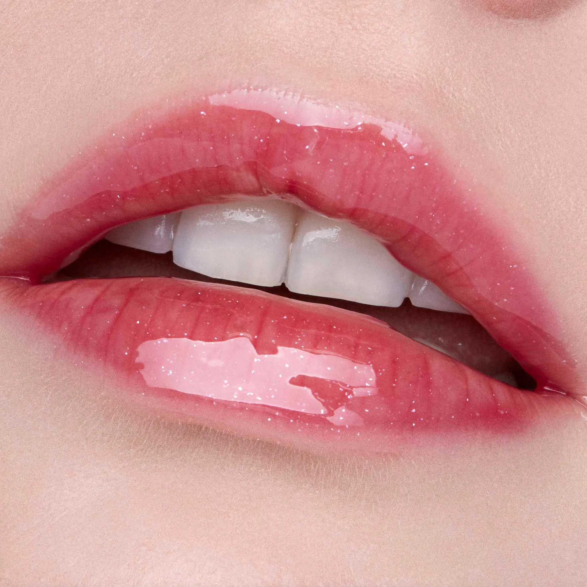 Plumping Lip Glaze